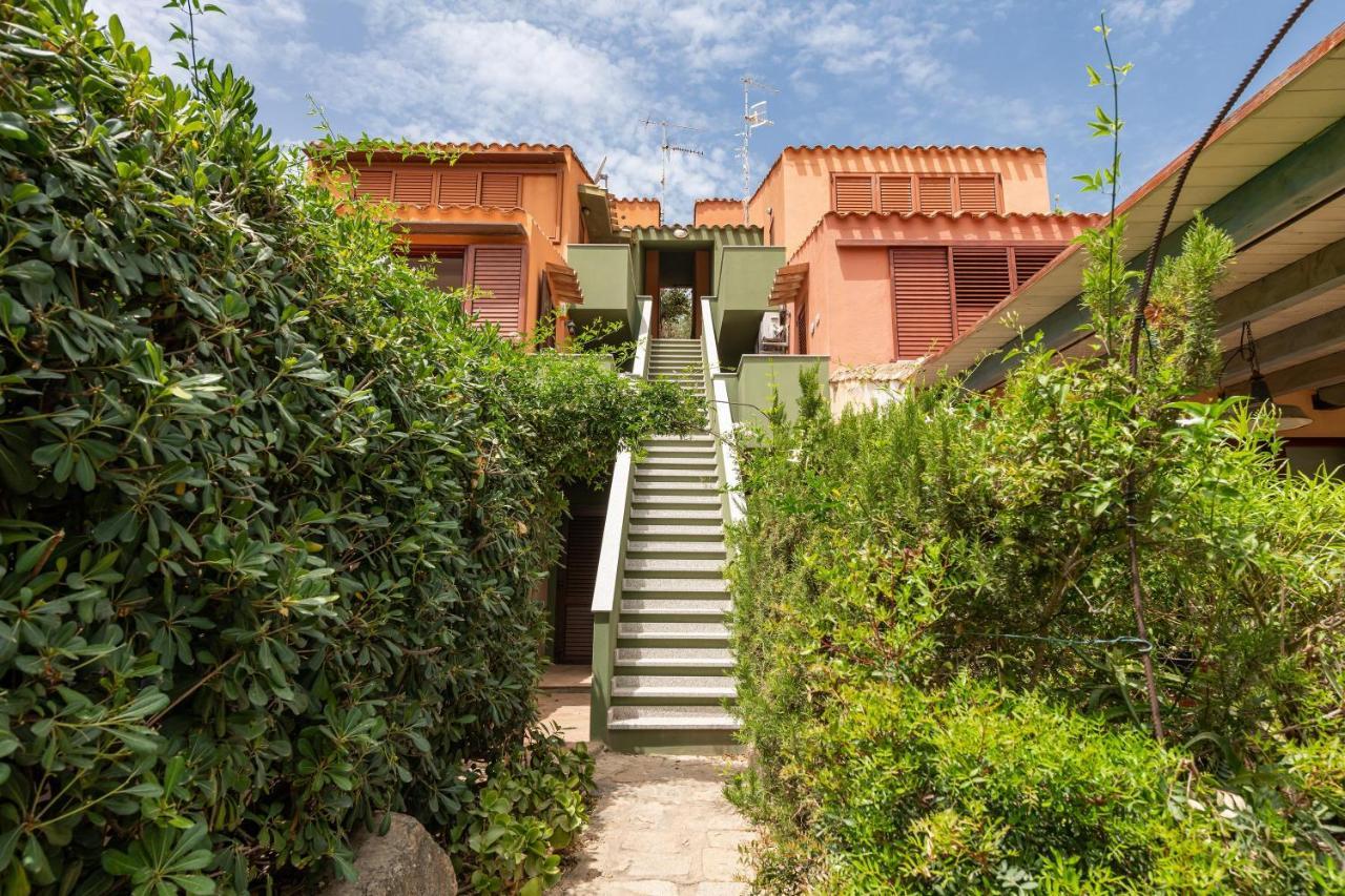 Casa Vacanza Porto Luna Villasimius Exterior photo
